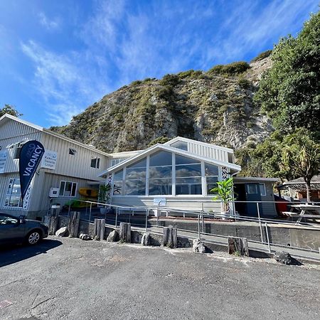 Kaikoura Seaside Lodge Exterior photo