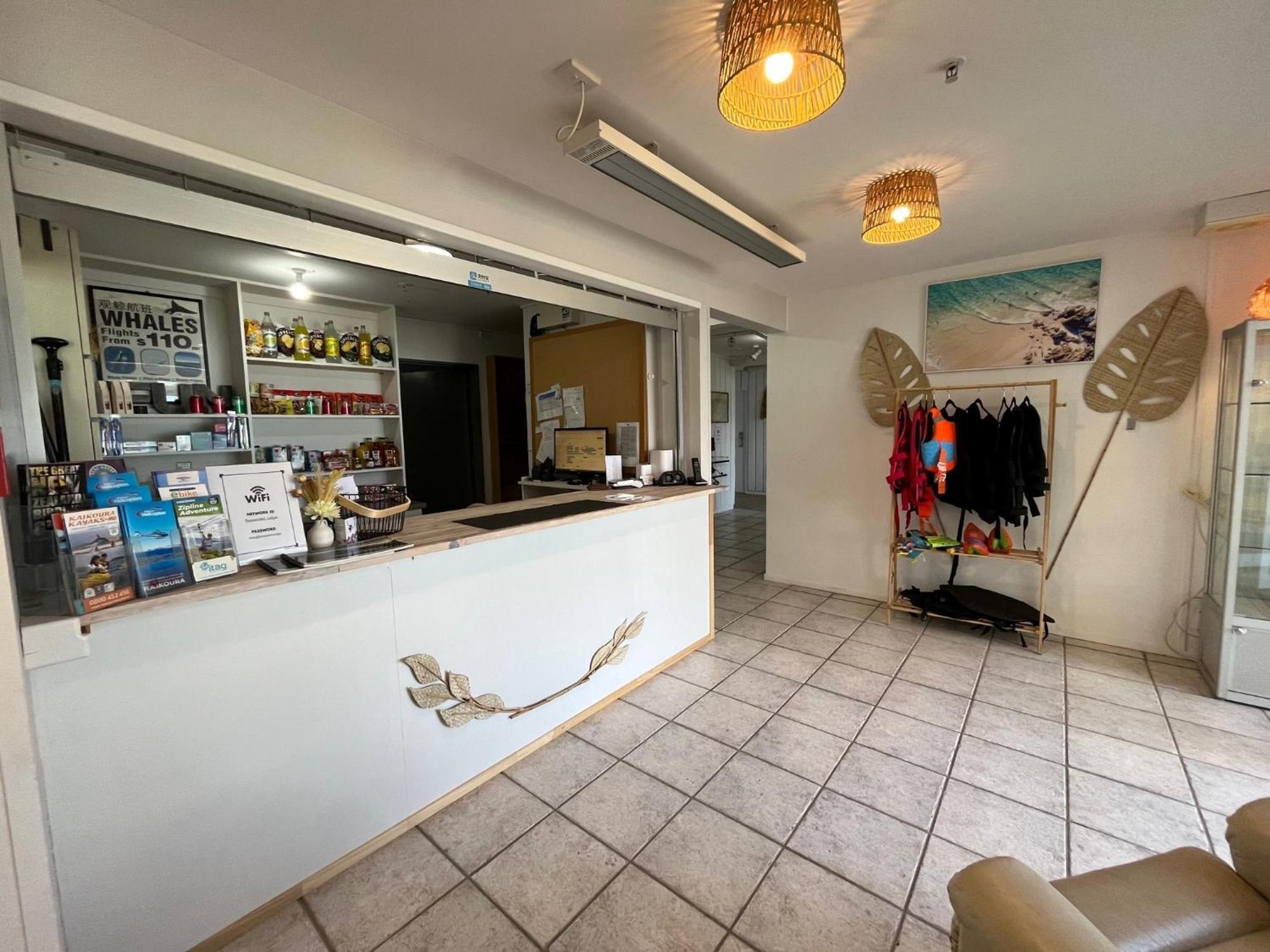 Kaikoura Seaside Lodge Exterior photo