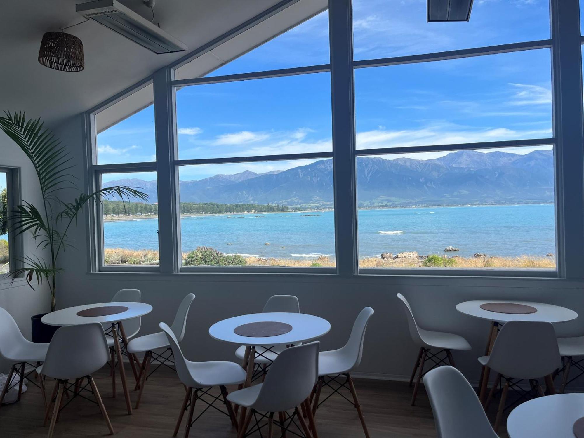 Kaikoura Seaside Lodge Exterior photo