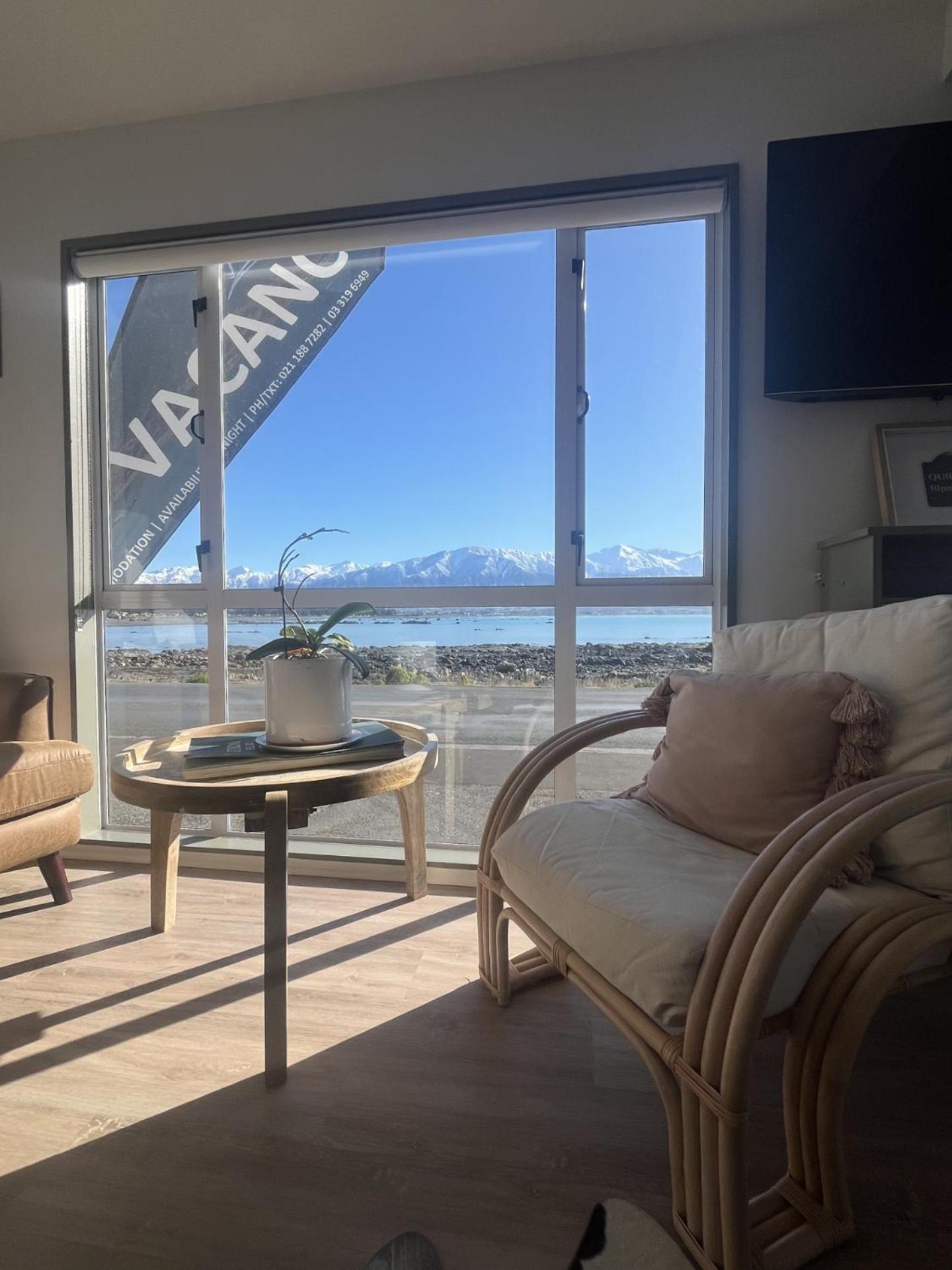 Kaikoura Seaside Lodge Exterior photo